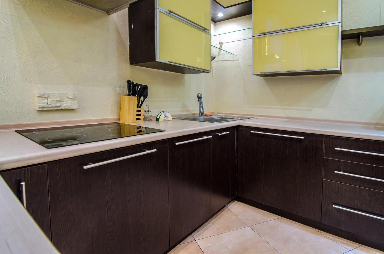 Apartment At Malaya Zhytomyrska 5 Киев Экстерьер фото