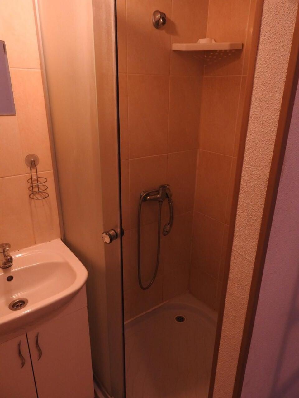 Apartment At Malaya Zhytomyrska 5 Киев Экстерьер фото