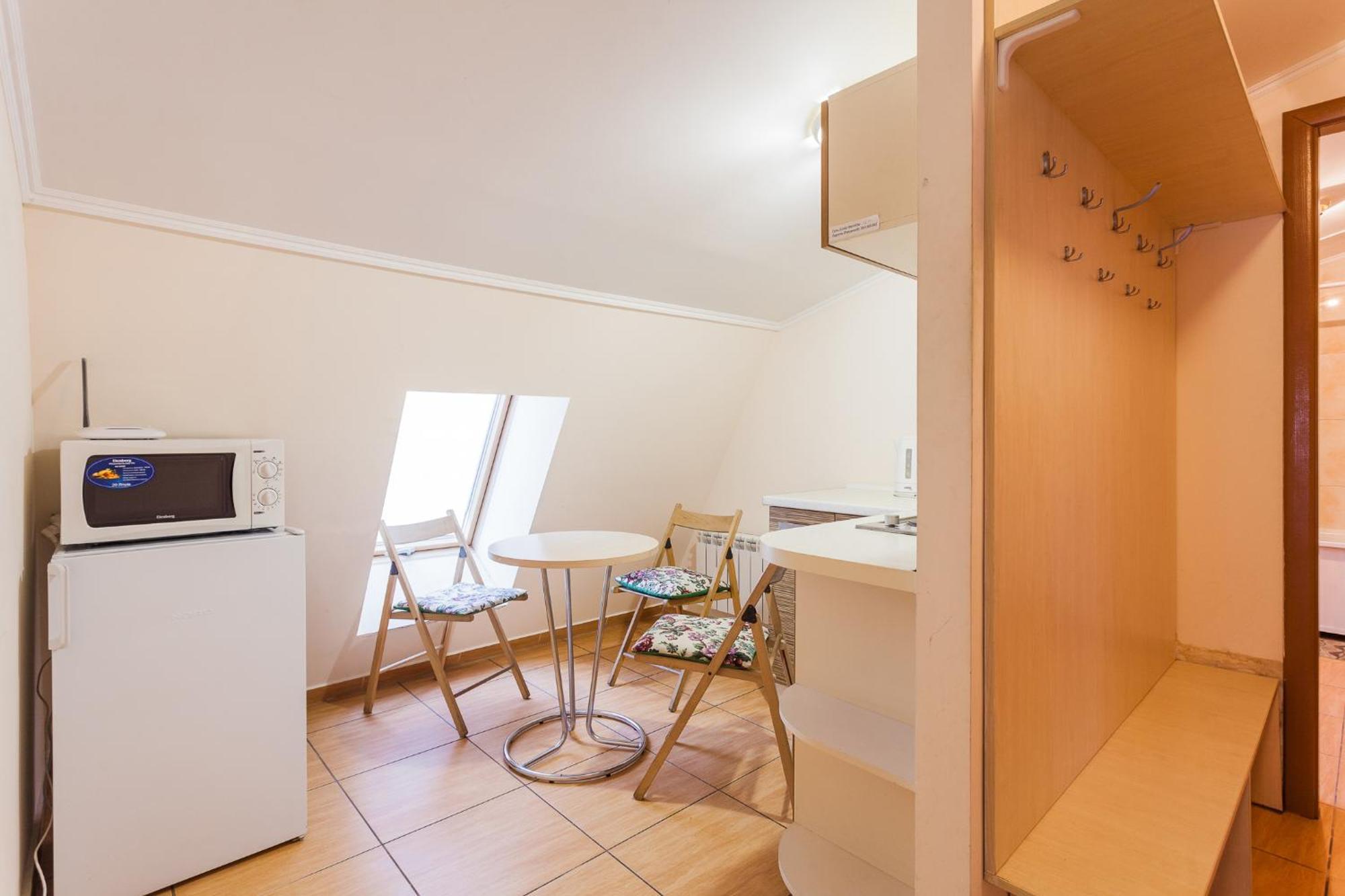 Apartment At Malaya Zhytomyrska 5 Киев Экстерьер фото
